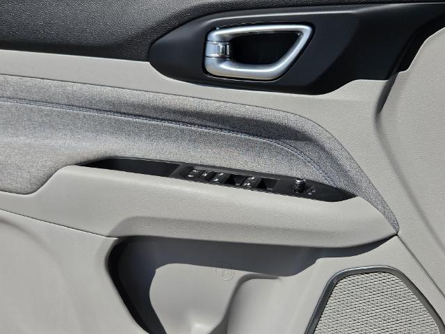 2023 Jeep Compass - $22,488
