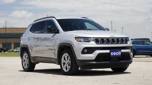 2024 Jeep Compass Altitude