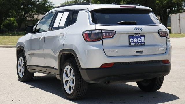 2024 Jeep Compass Altitude