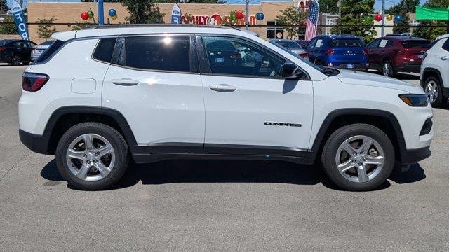 2024 Jeep Compass Altitude