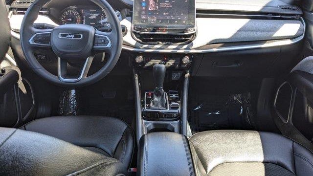2024 Jeep Compass Altitude