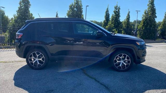 2024 Jeep Compass Latitude