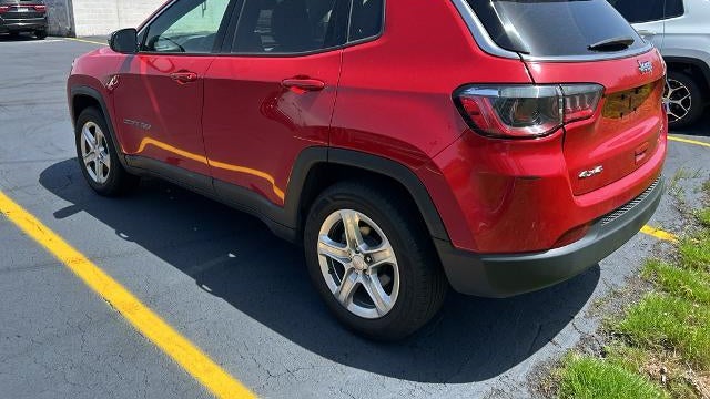 2024 Jeep Compass Altitude