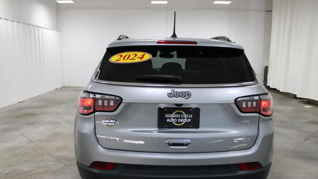 2024 Jeep Compass Altitude