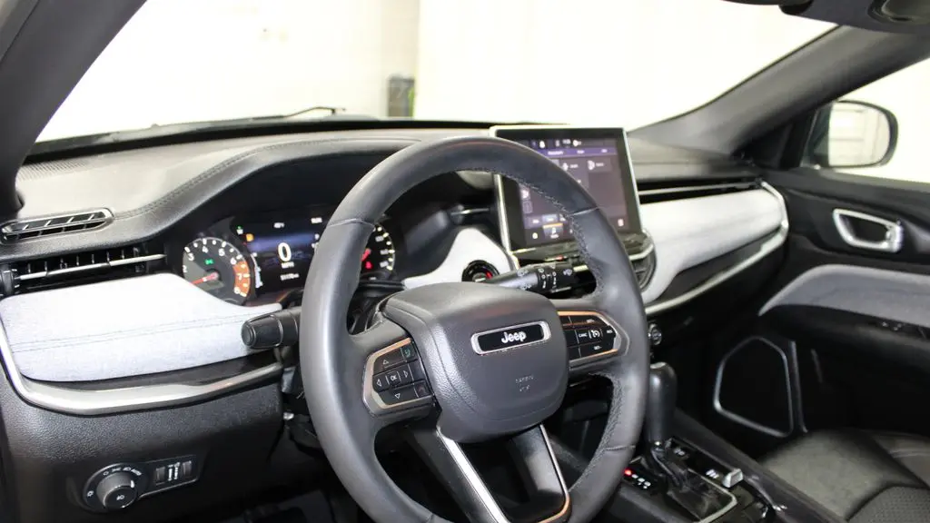 2024 Jeep Compass Altitude