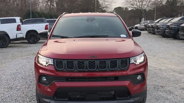 2026 Jeep Compass Latitude Altitude