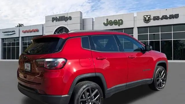 2026 Jeep Compass Latitude Altitude