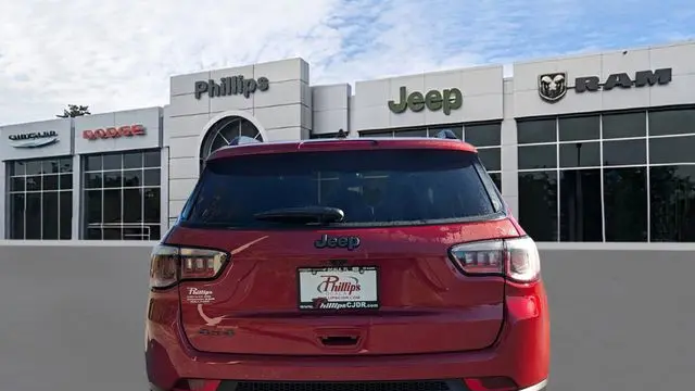 2026 Jeep Compass Latitude Altitude