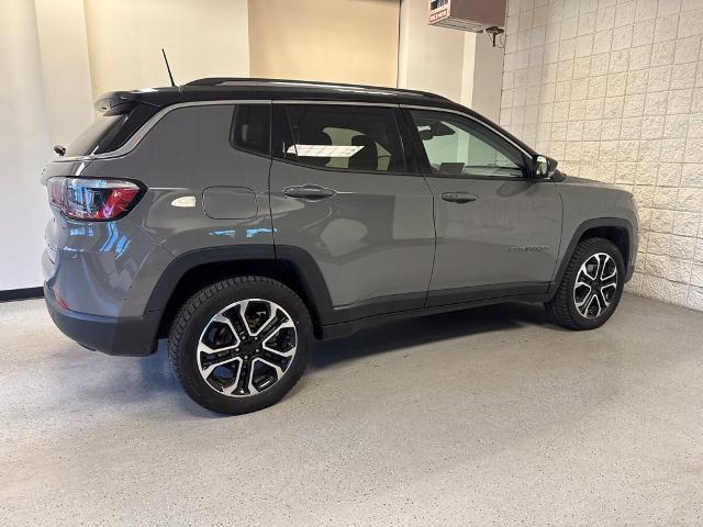 2022 Jeep Compass - $23,124