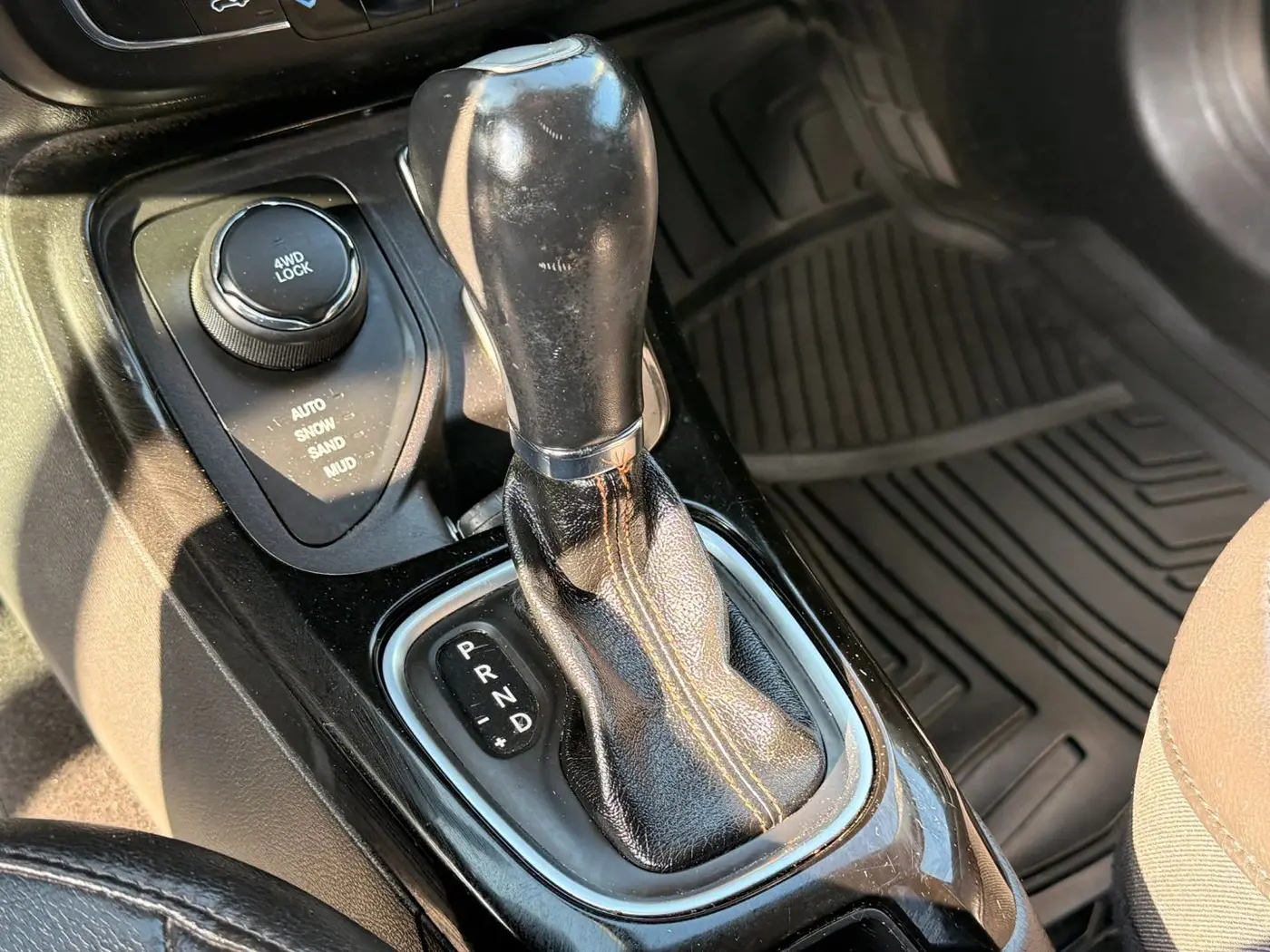 2018 Jeep Compass - $10,950