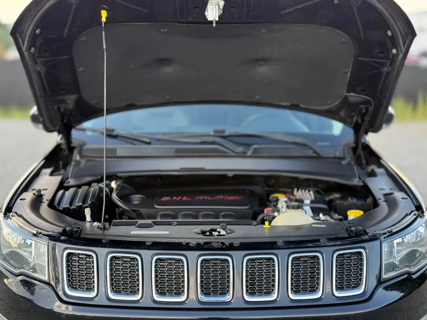2018 Jeep Compass - $10,950