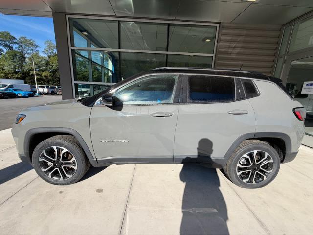 2022 Jeep Compass - $21,993
