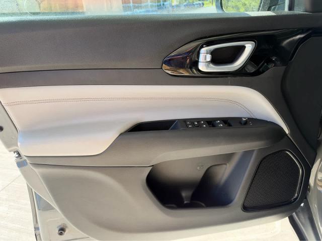 2022 Jeep Compass - $21,993