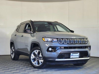 Photo of a 2022 Jeep Compass 4X4 High Altitude 4DR SUV for sale