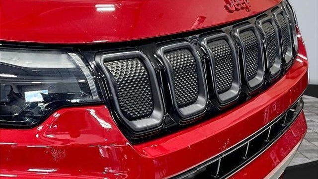 2022 Jeep Compass (Red) Edition