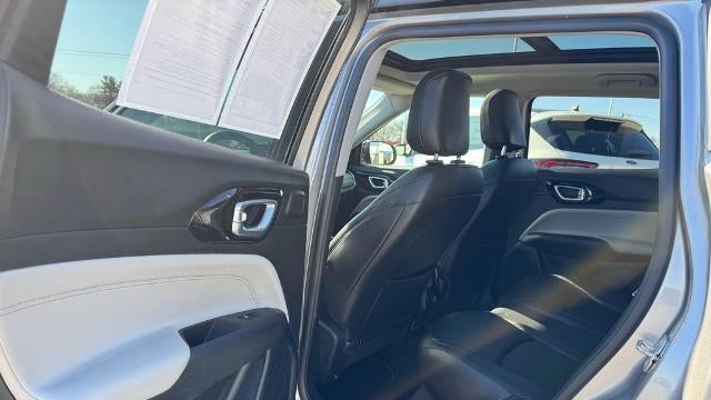 2022 Jeep Compass (Red) Edition