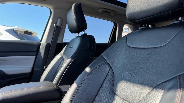 2022 Jeep Compass (Red) Edition