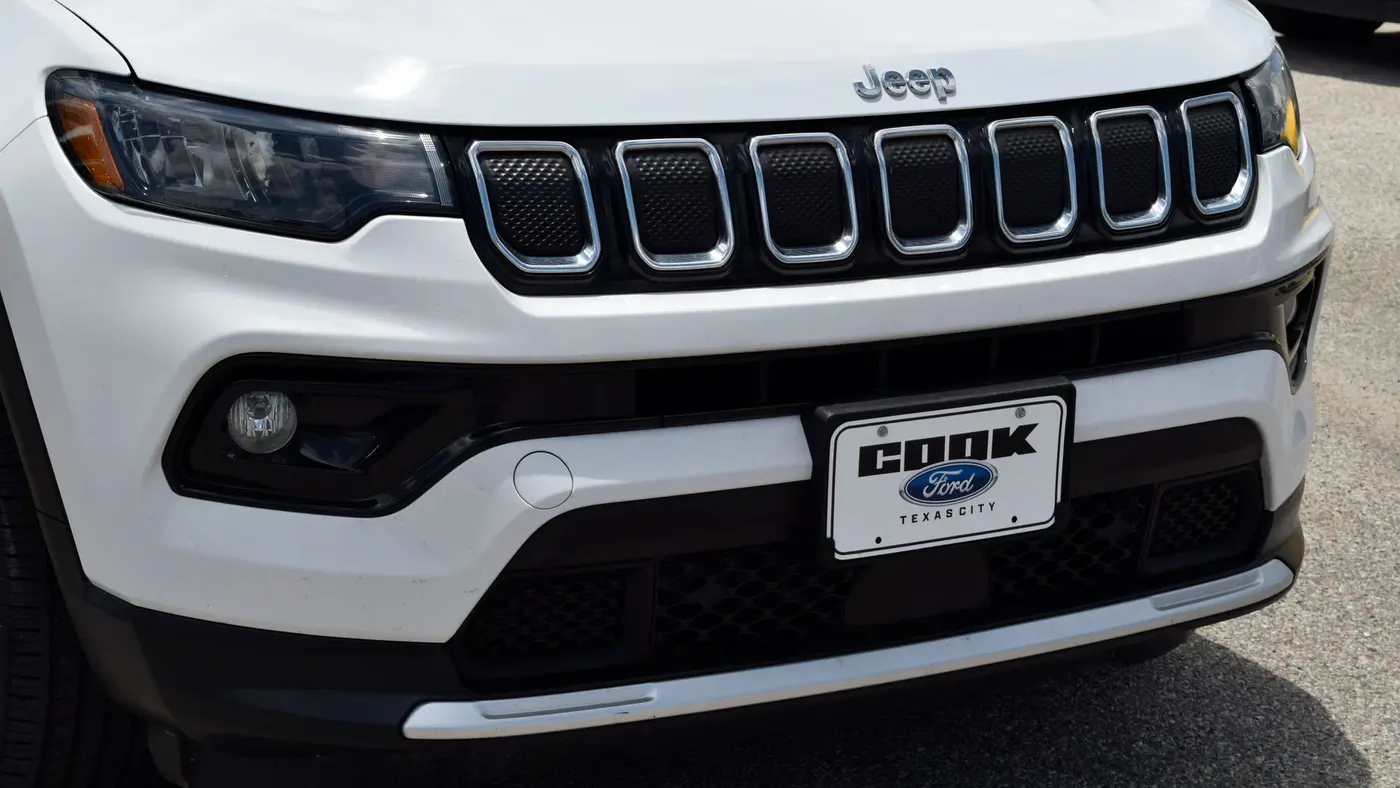 2022 Jeep Compass (Red) Edition
