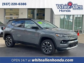 2022 Jeep Compass with Sting-Gray Clearcoat Exterior
