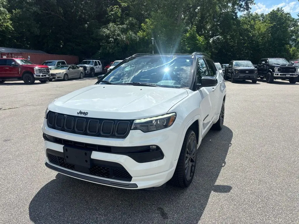 2022 Jeep Compass - $22,799