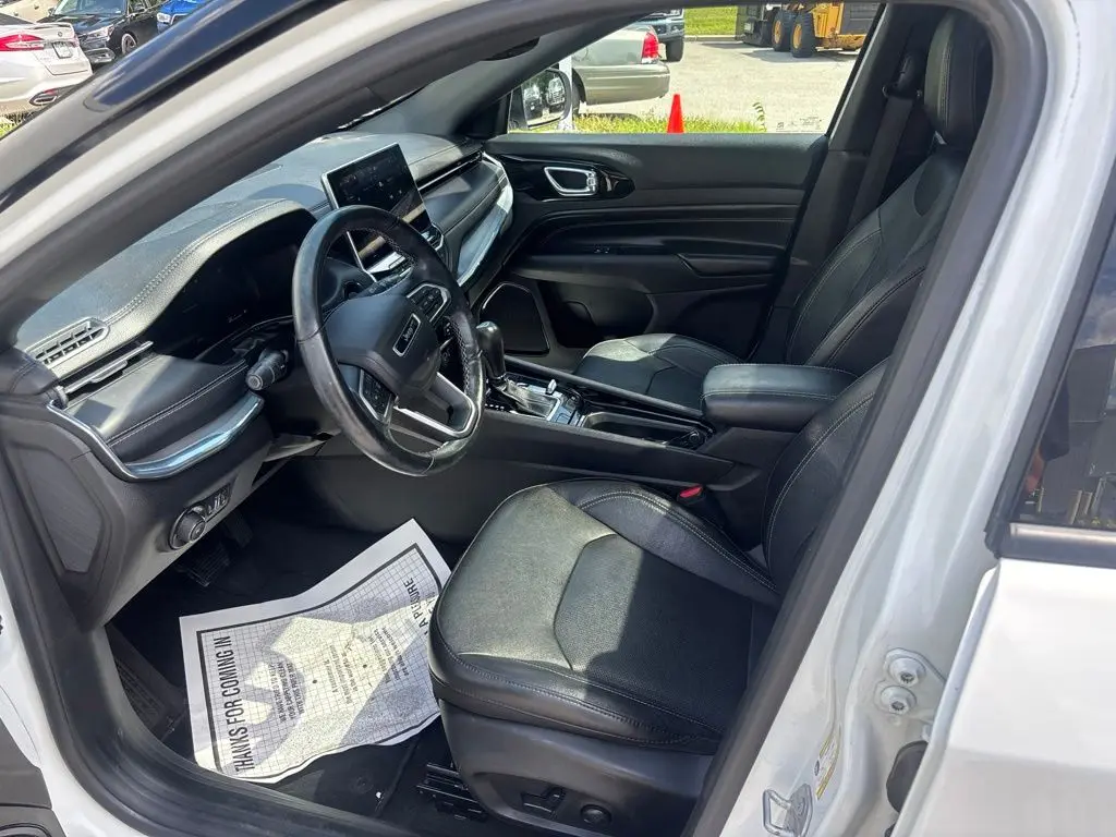 2022 Jeep Compass - $22,799