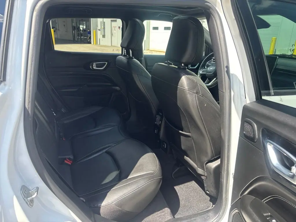 2022 Jeep Compass - $22,799