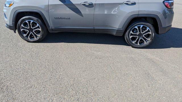 2022 Jeep Compass (Red) Edition