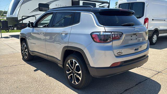 2022 Jeep Compass (Red) Edition