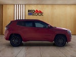 2022 Compass Thumbnail 7