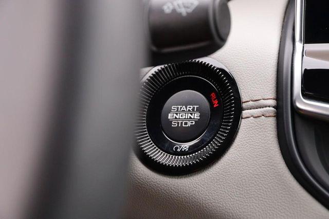 2025 Jeep Compass - $22,520