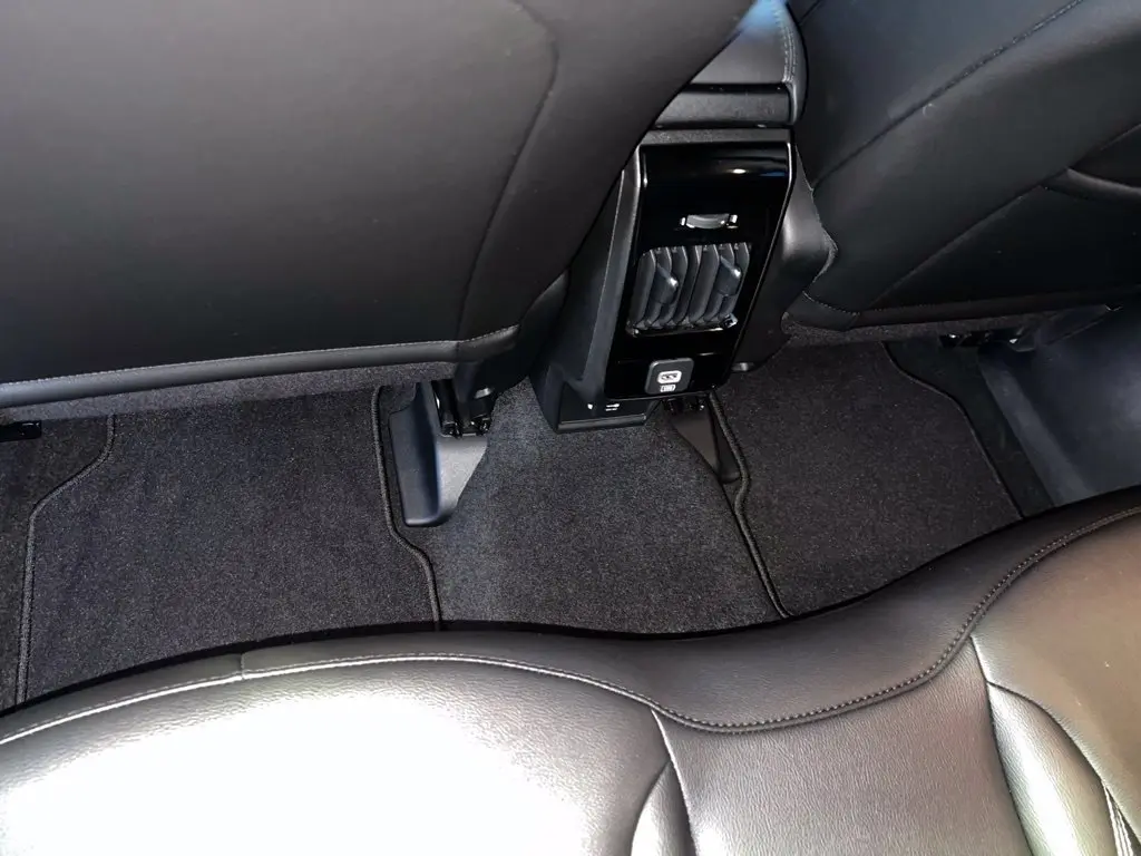 2026 Jeep Compass - $25,260