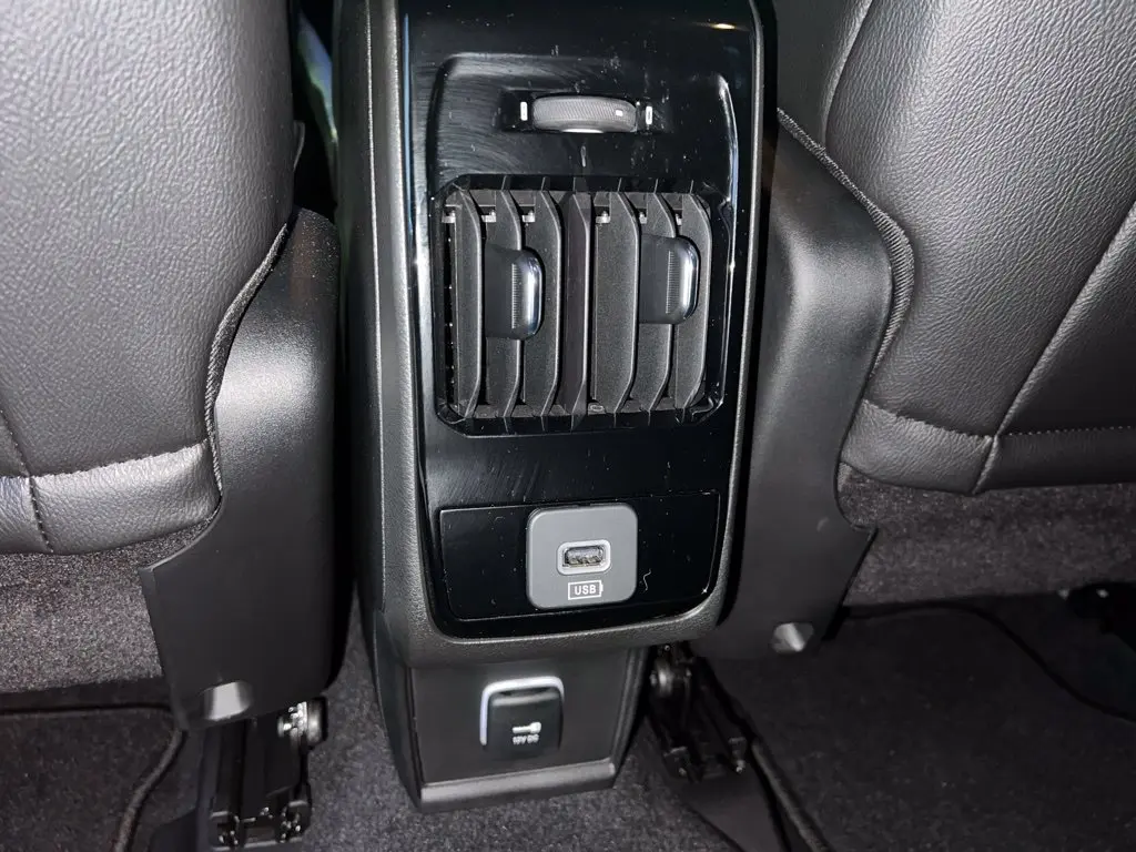2026 Jeep Compass - $25,260
