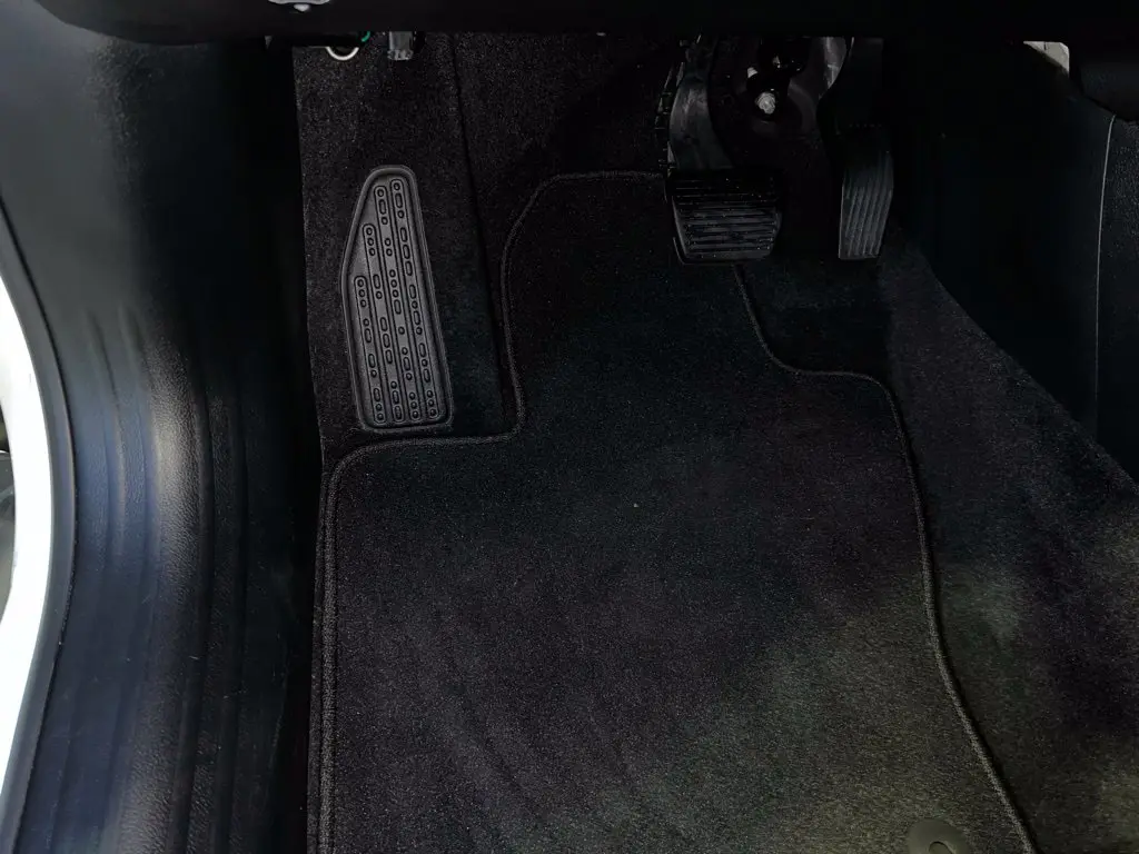 2026 Jeep Compass - $25,260