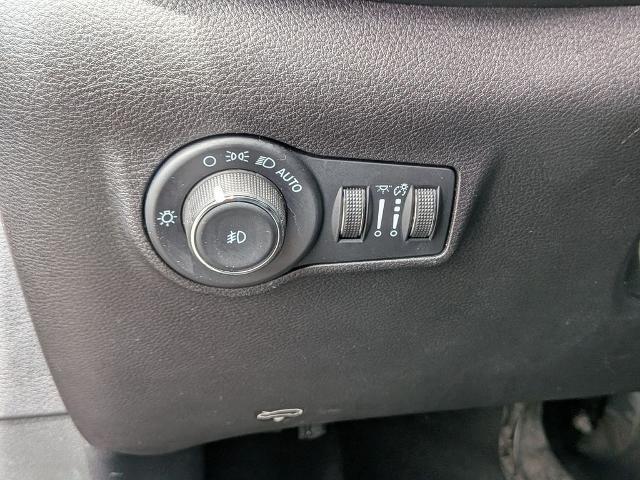 2023 Jeep Compass - $18,989