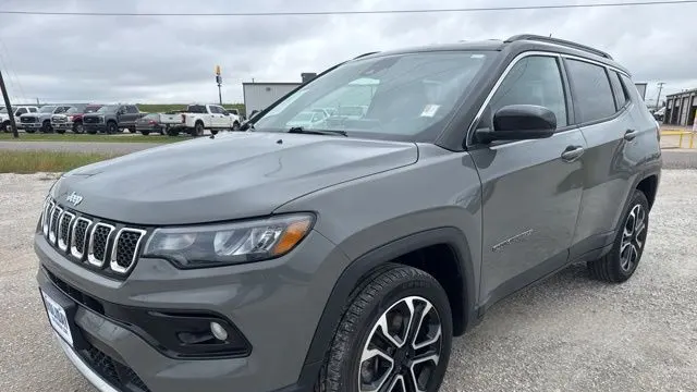 Preowned 2023 Jeep Compass Limited for Sale