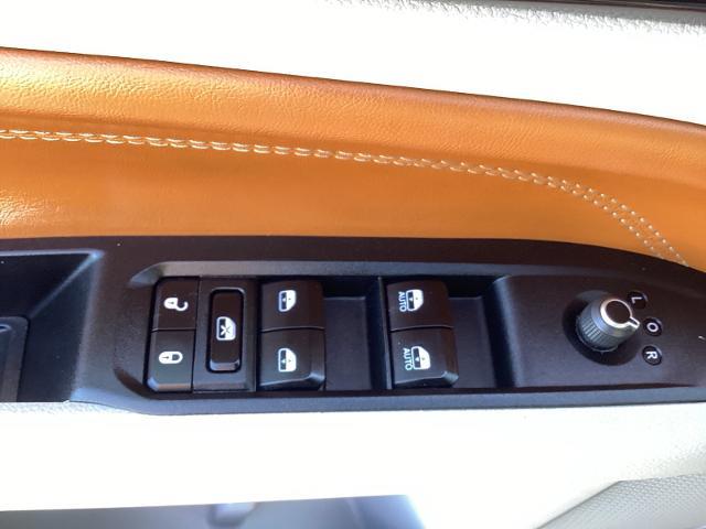 2024 Jeep Compass - $21,990
