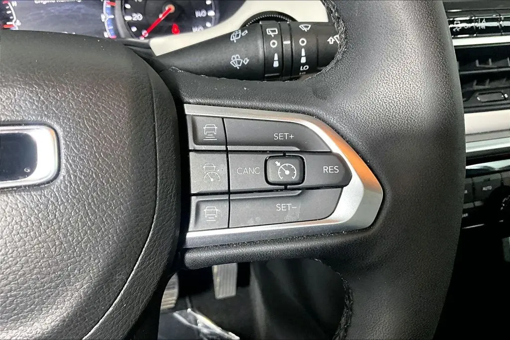 2025 Jeep Compass - $24,941