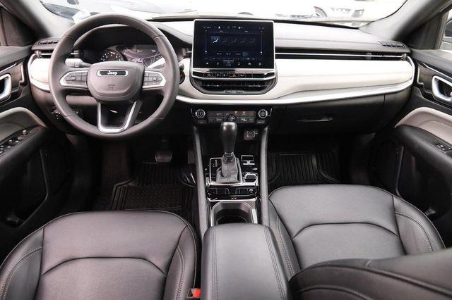 2025 Jeep Compass - $22,520