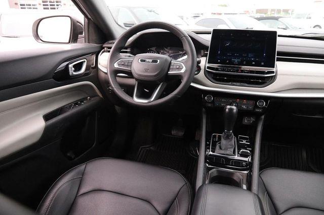 2025 Jeep Compass - $22,520