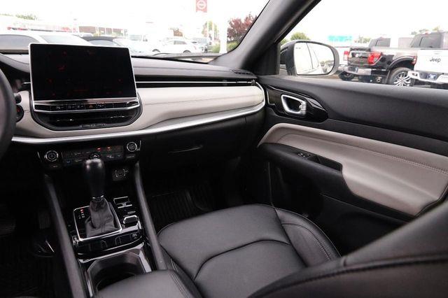 2025 Jeep Compass - $22,520