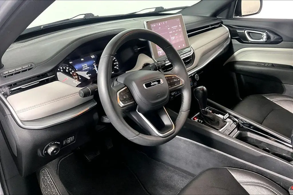 2025 Jeep Compass - $24,941