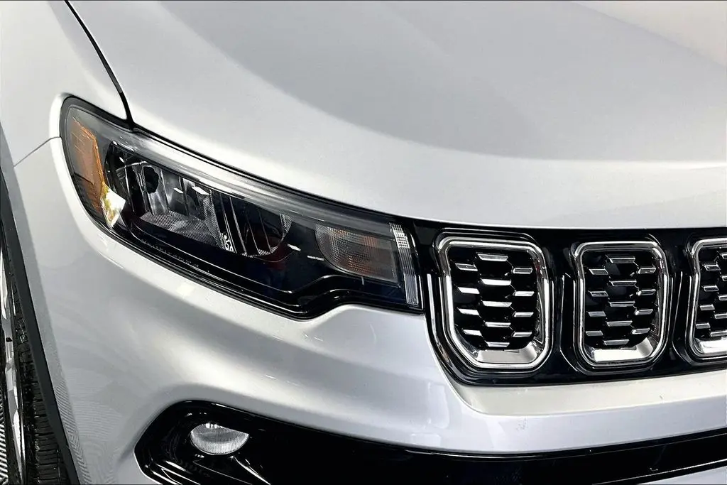 2025 Jeep Compass - $24,941