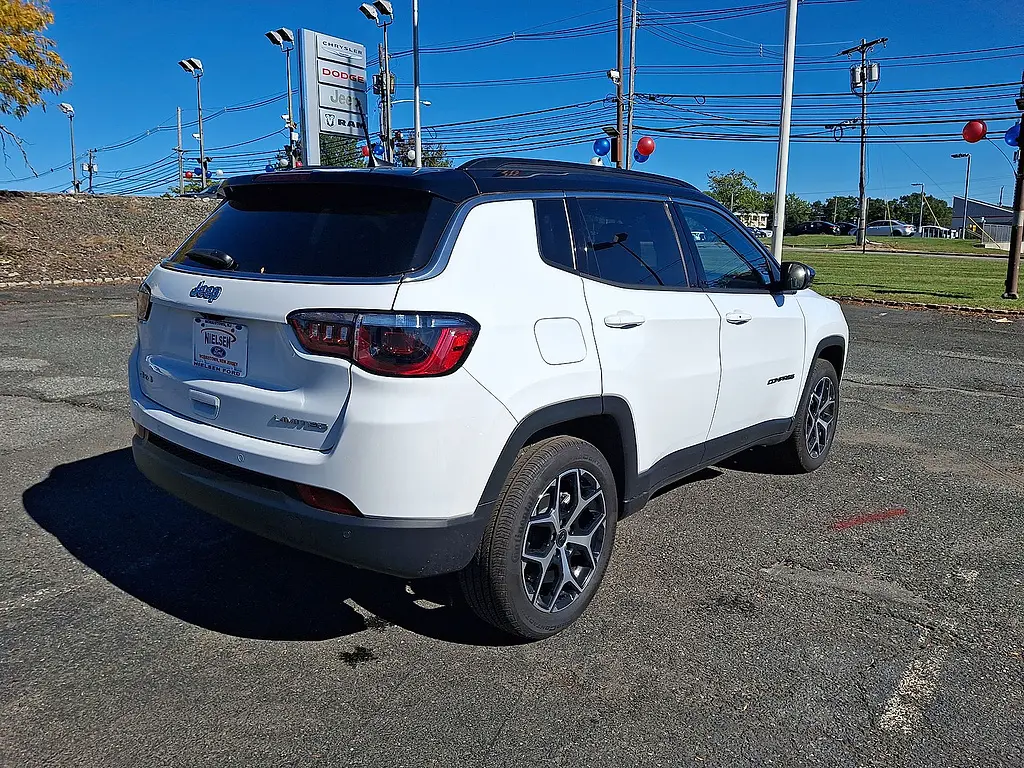 2025 Jeep Compass - $26,850