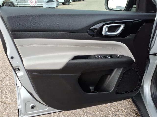 2025 Jeep Compass - $24,599