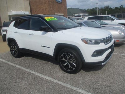 Photo of a 2025 Jeep Compass 4X4 Limited 4DR SUV for sale