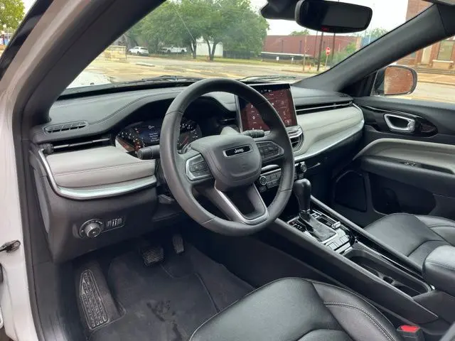 2025 Jeep Compass - $24,125