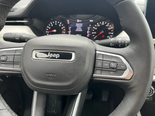2025 Jeep Compass - $24,125