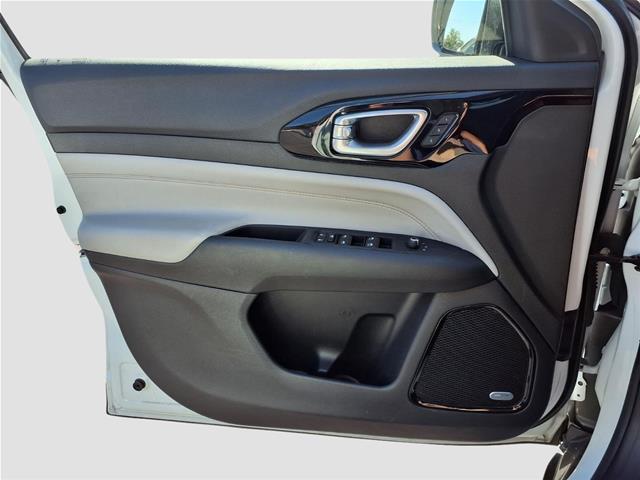 2025 Jeep Compass - $22,121