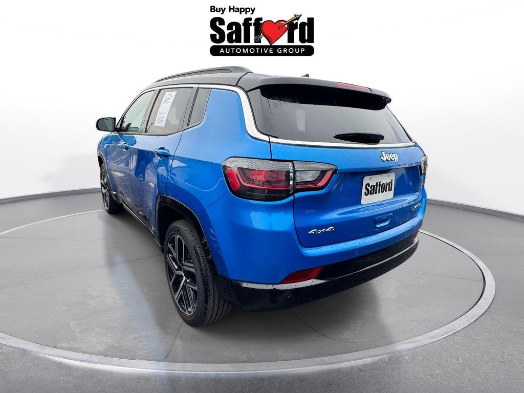 2025 Jeep Compass Limited — photo 1 of 12