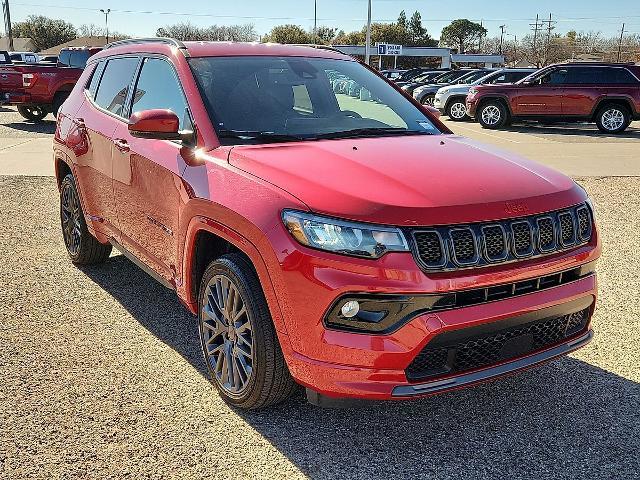 2023 Jeep Compass - $21,990